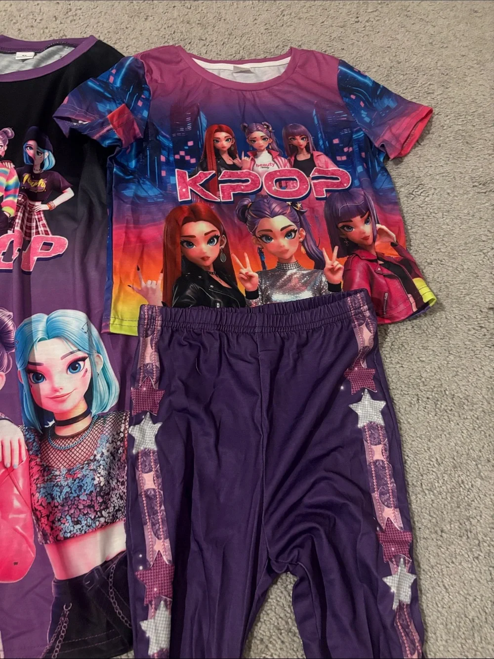 K-Pop girls Graphic clothes bundle
